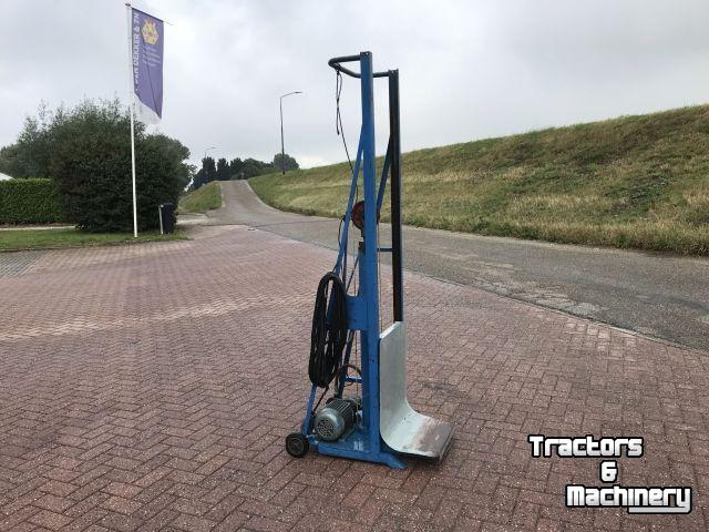 Overige inschuurmachines en toebehoren  Zakkenlift elecktrisch/hydraulisch