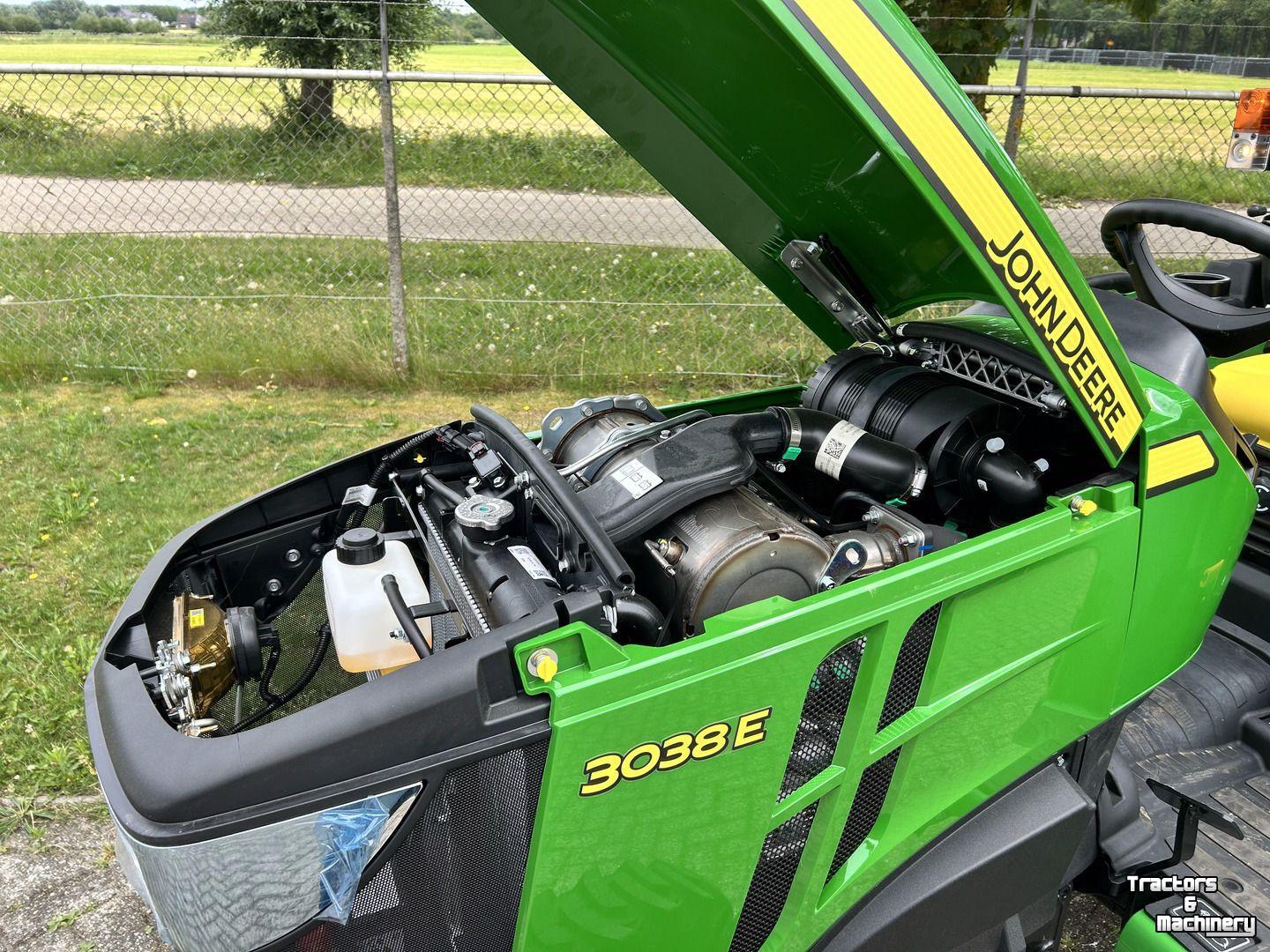Smalspoor tractor John Deere 3038E