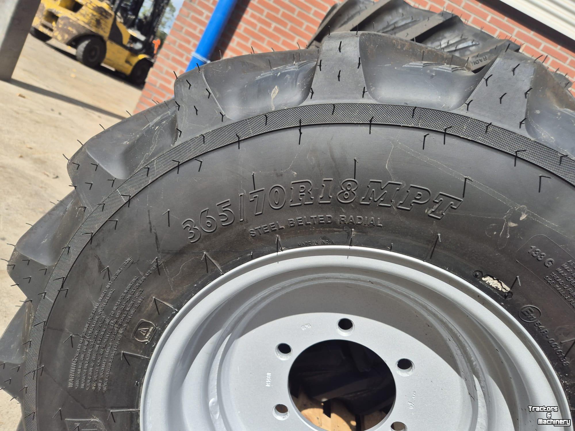 Wielen, Banden, Velgen & Afstandsringen BKT 365/70R18