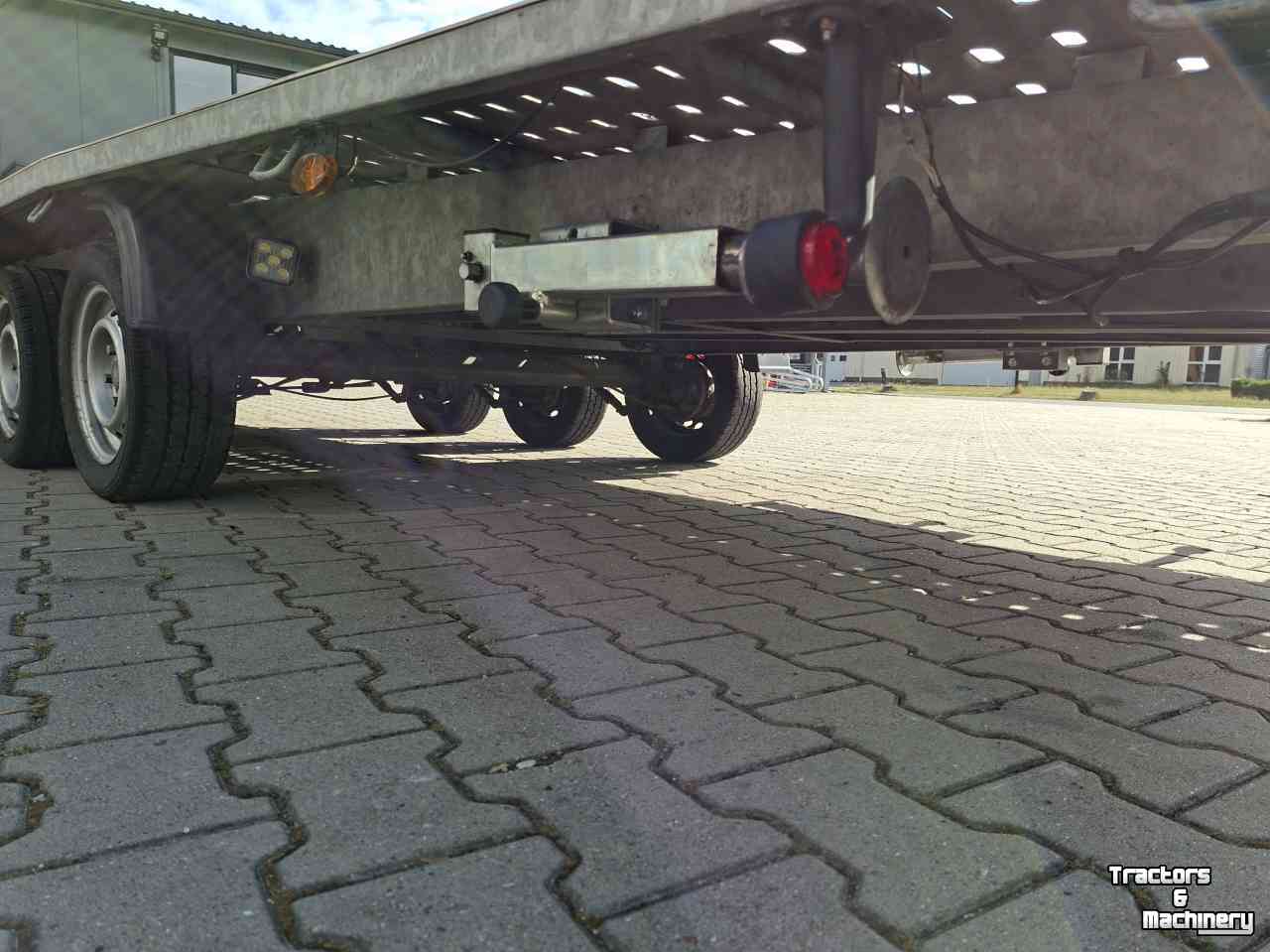 Auto-aanhangwagen t/m 3500 Kg  Niewiadow transporter