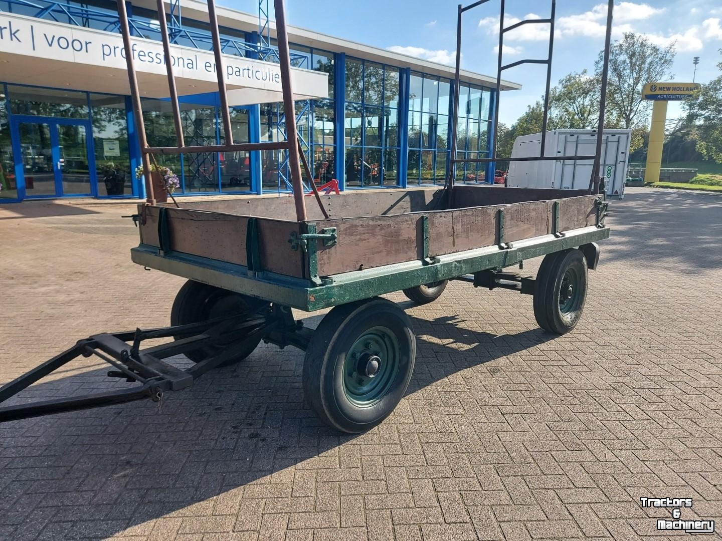 Dieplader / Aanhanger  VIERWIELIGE LANDBOUWWAGEN