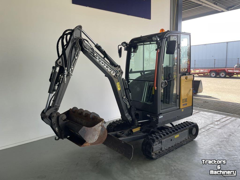 Mini-graver / Mini-graafmachine Volvo EC18E