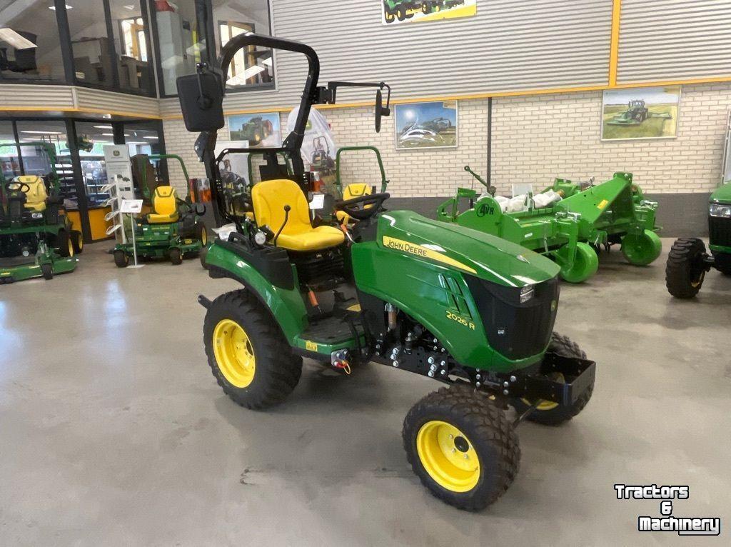 Smalspoor tractor John Deere 2026R
