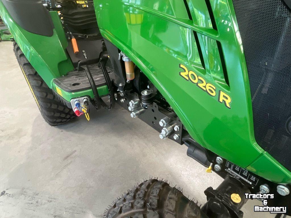 Smalspoor tractor John Deere 2026R