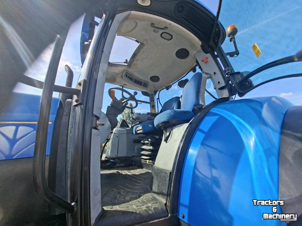 Tractor / Trekker New Holland T6080