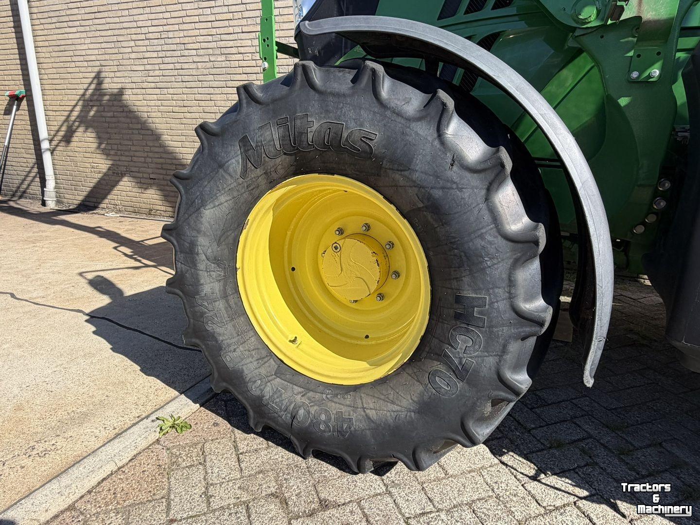 Tractor / Trekker John Deere 6130M