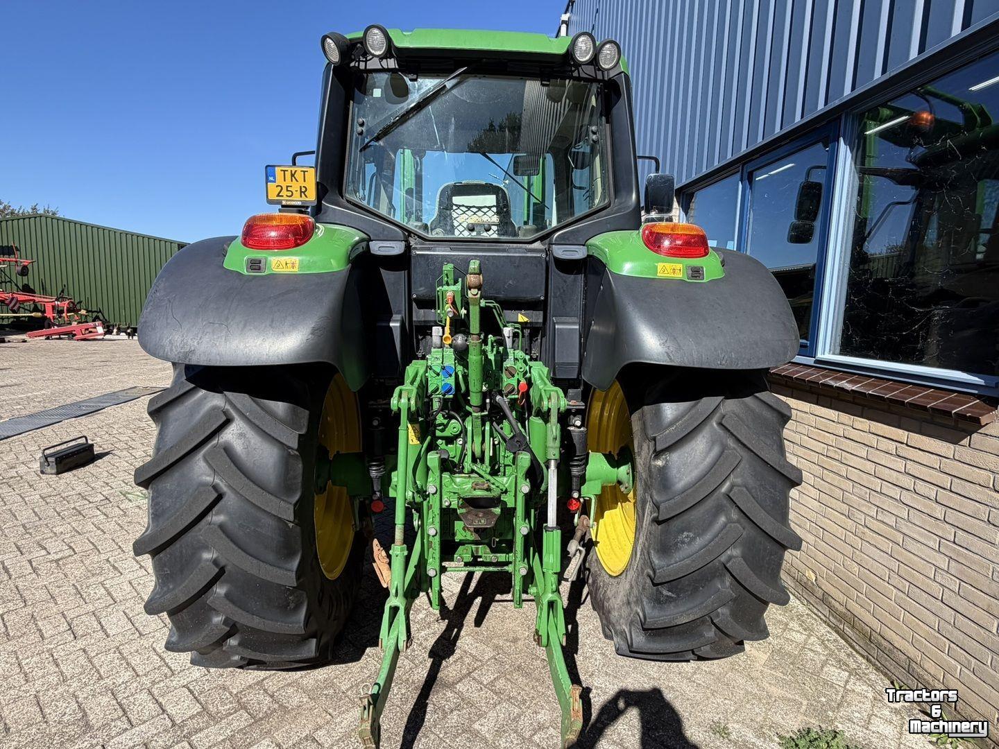 Tractor / Trekker John Deere 6130M
