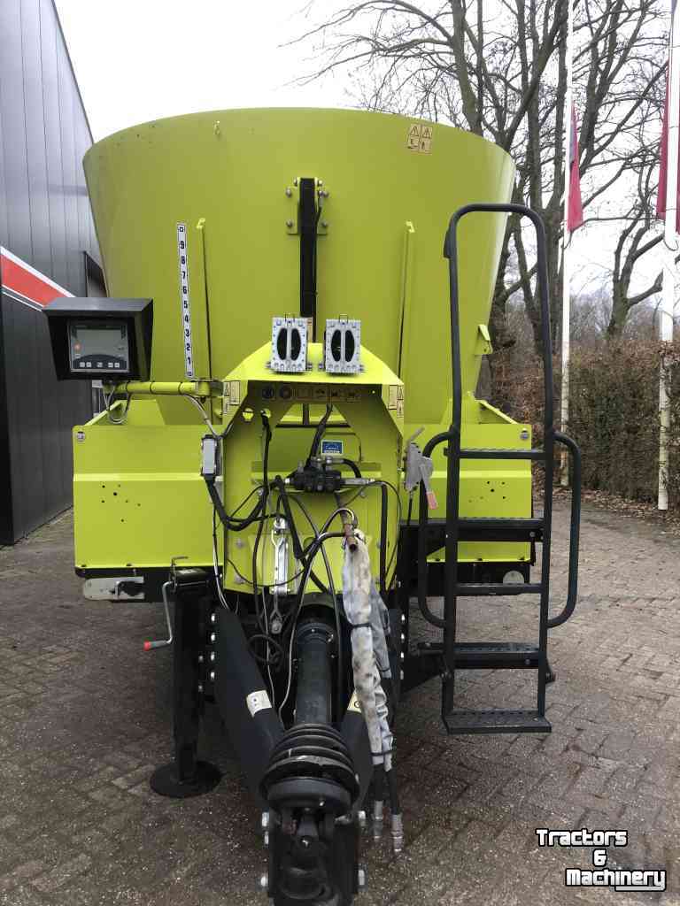 Voermengwagen Vertikaal Storti Dunker T2 180