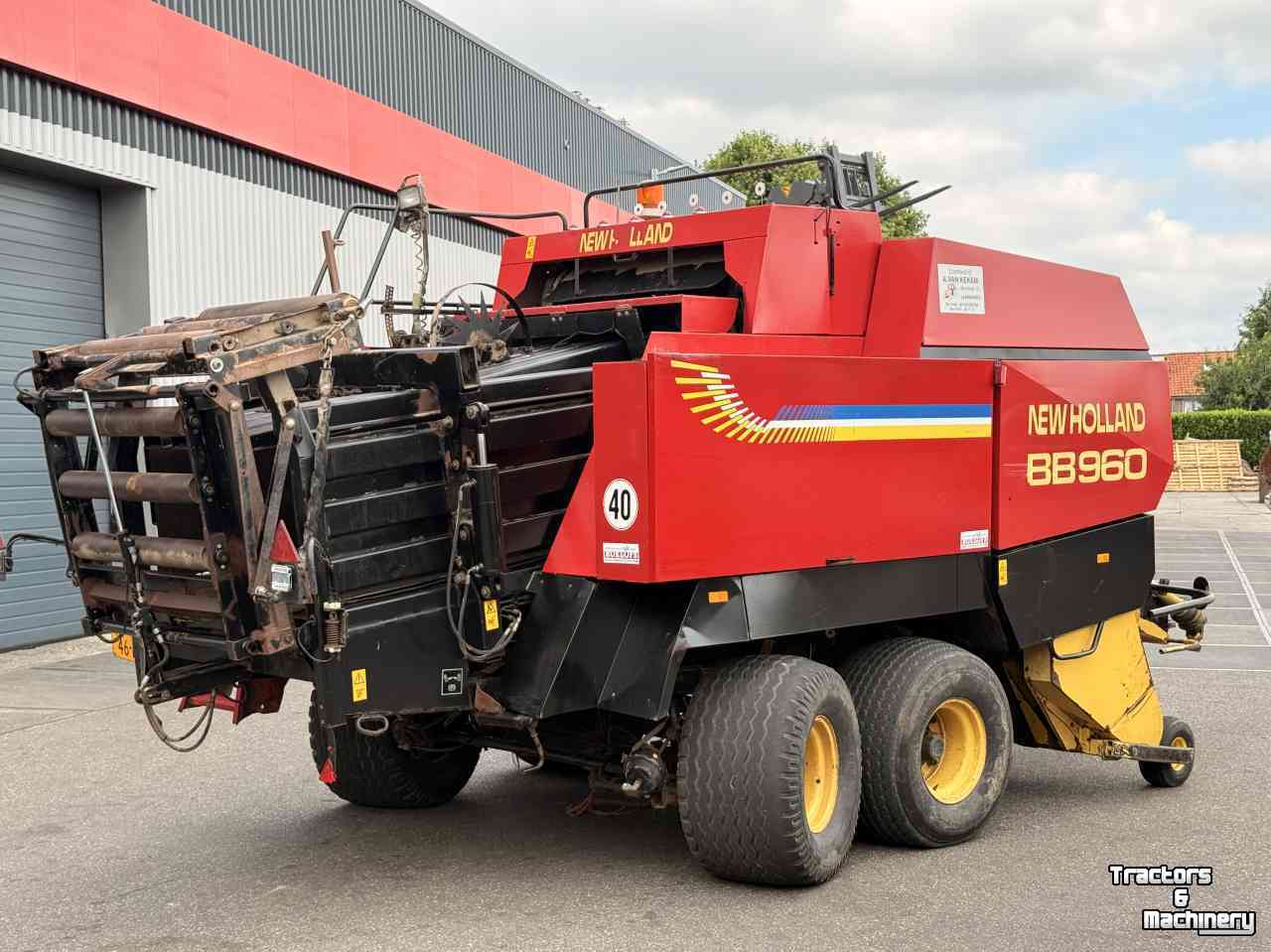 Persen / Balenpers / Pakkenpers New Holland BB960