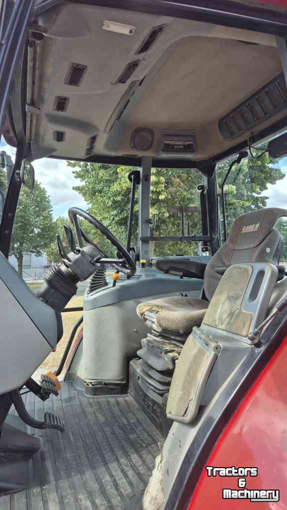 Tractor / Trekker Case-IH MX135 maxxum 40Kmh met kruipversnelling