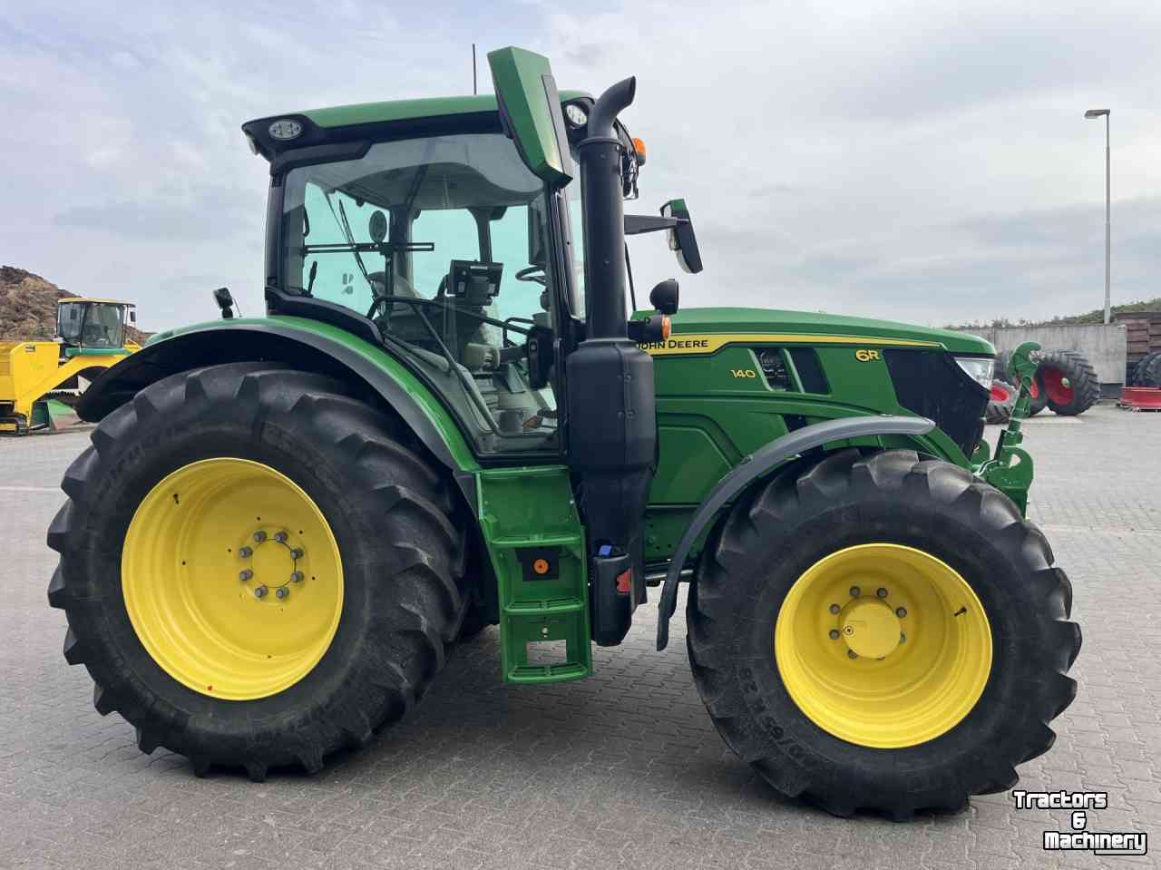 Tractor / Trekker John Deere 6 R 140