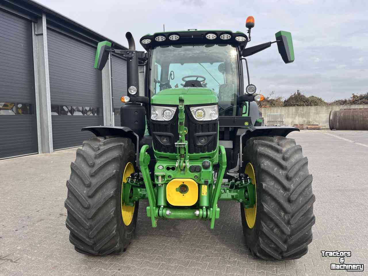 Tractor / Trekker John Deere 6 R 140