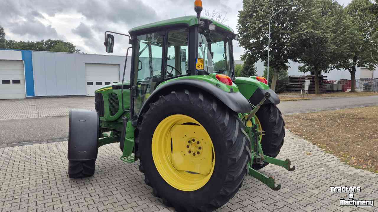 Tractor / Trekker John Deere 6220 SE PQ zeer nette trekker