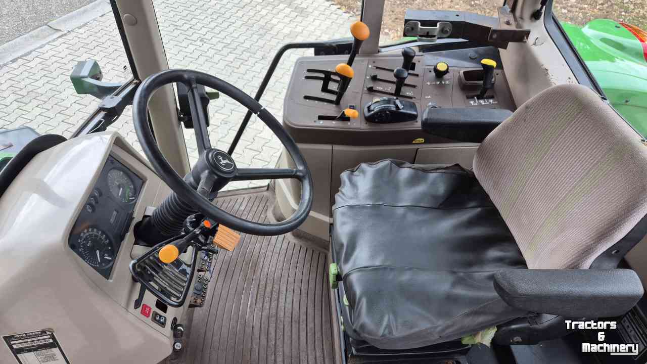 Tractor / Trekker John Deere 6220 SE PQ zeer nette trekker