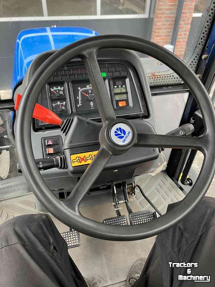 Tractor / Trekker New Holland TM120 TM 120