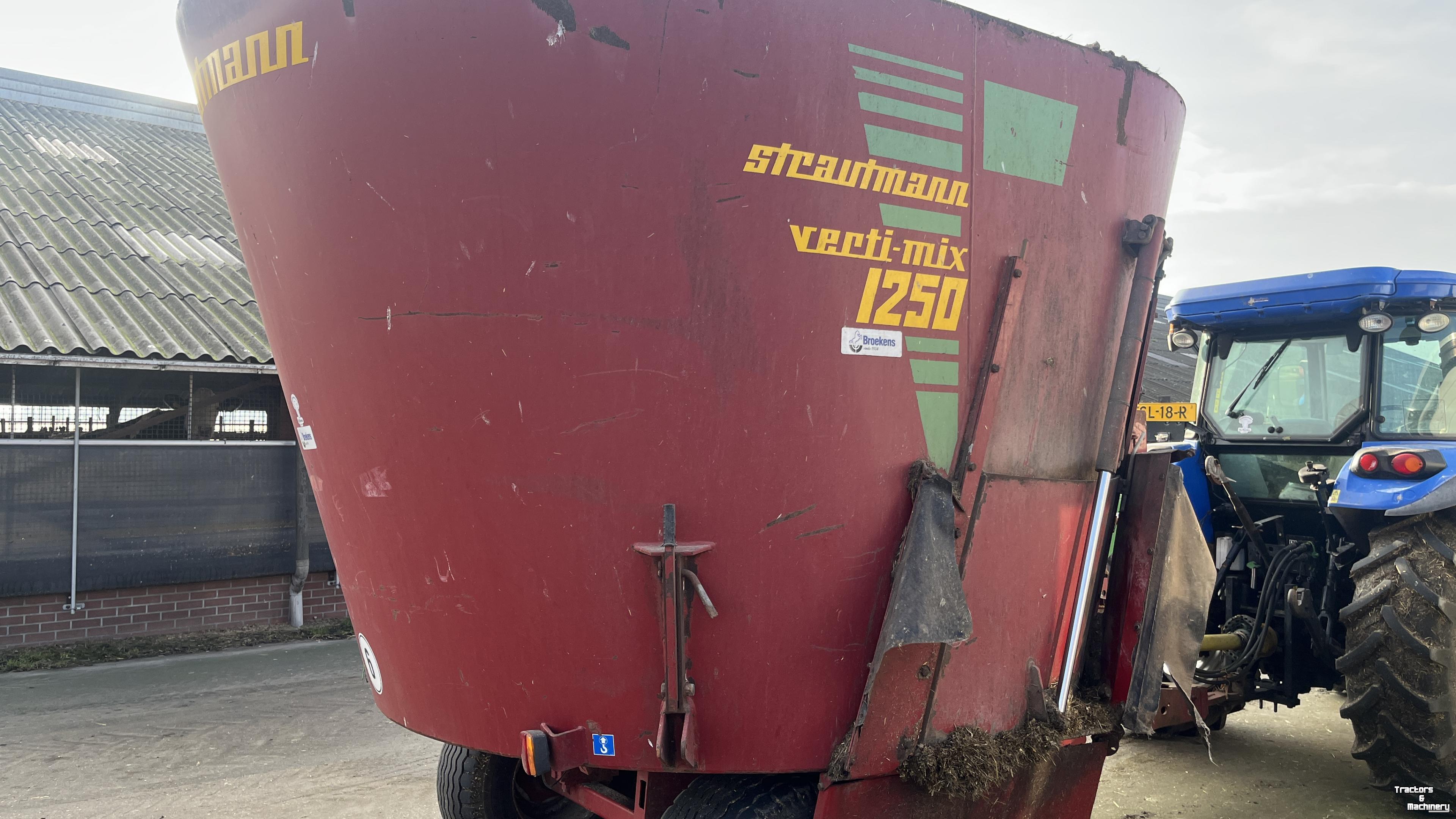 Voermengwagen Vertikaal Strautmann verti-mix 1250