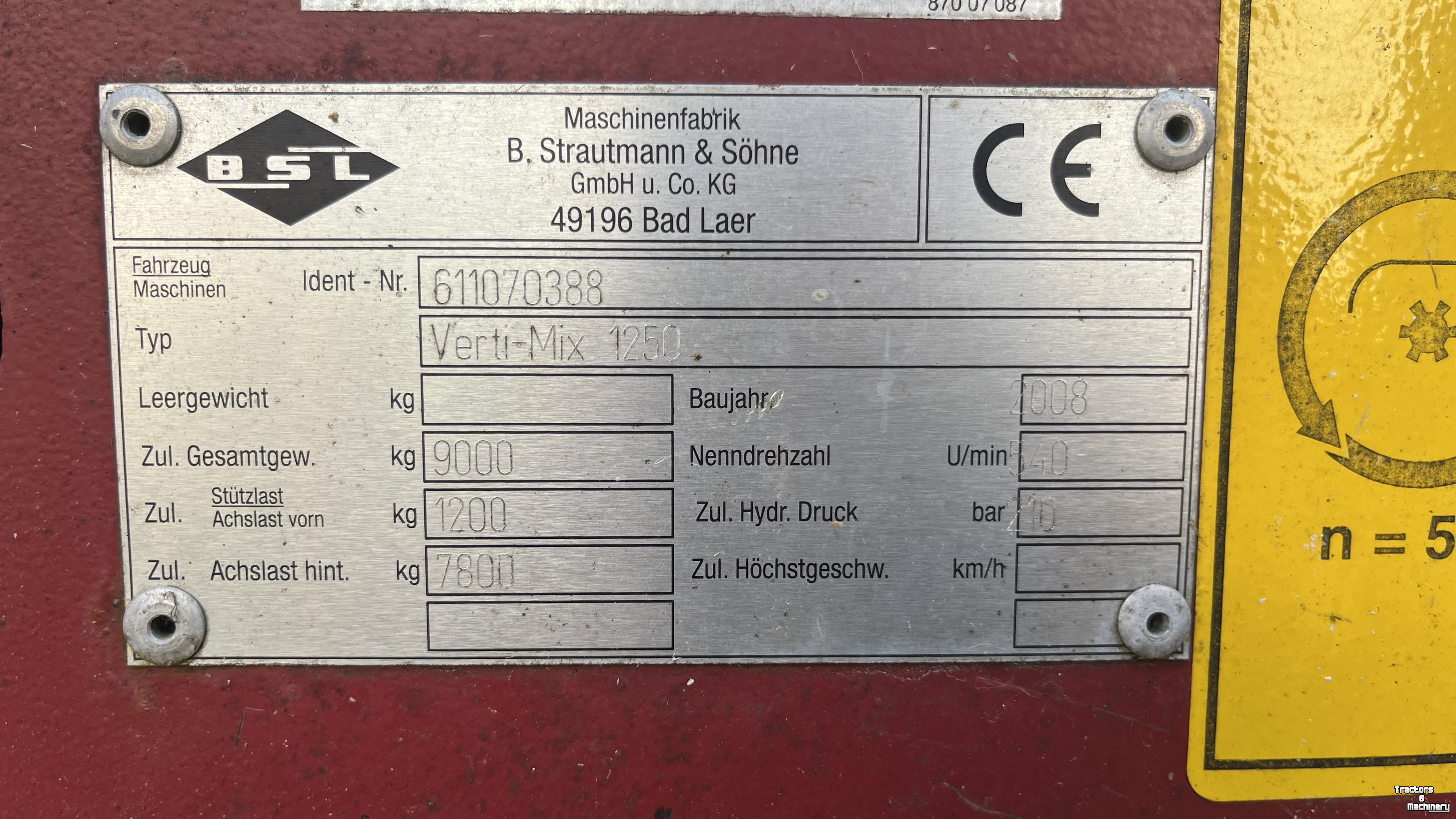 Voermengwagen Vertikaal Strautmann verti-mix 1250