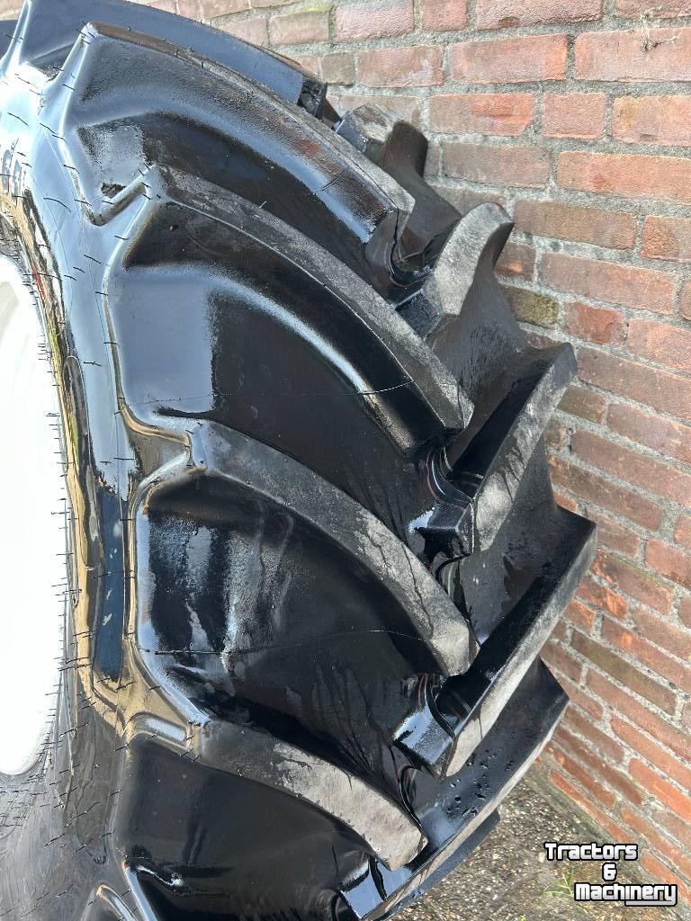 Wielen, Banden, Velgen & Afstandsringen Mitas 650/75R38 SFT + 600/65R28