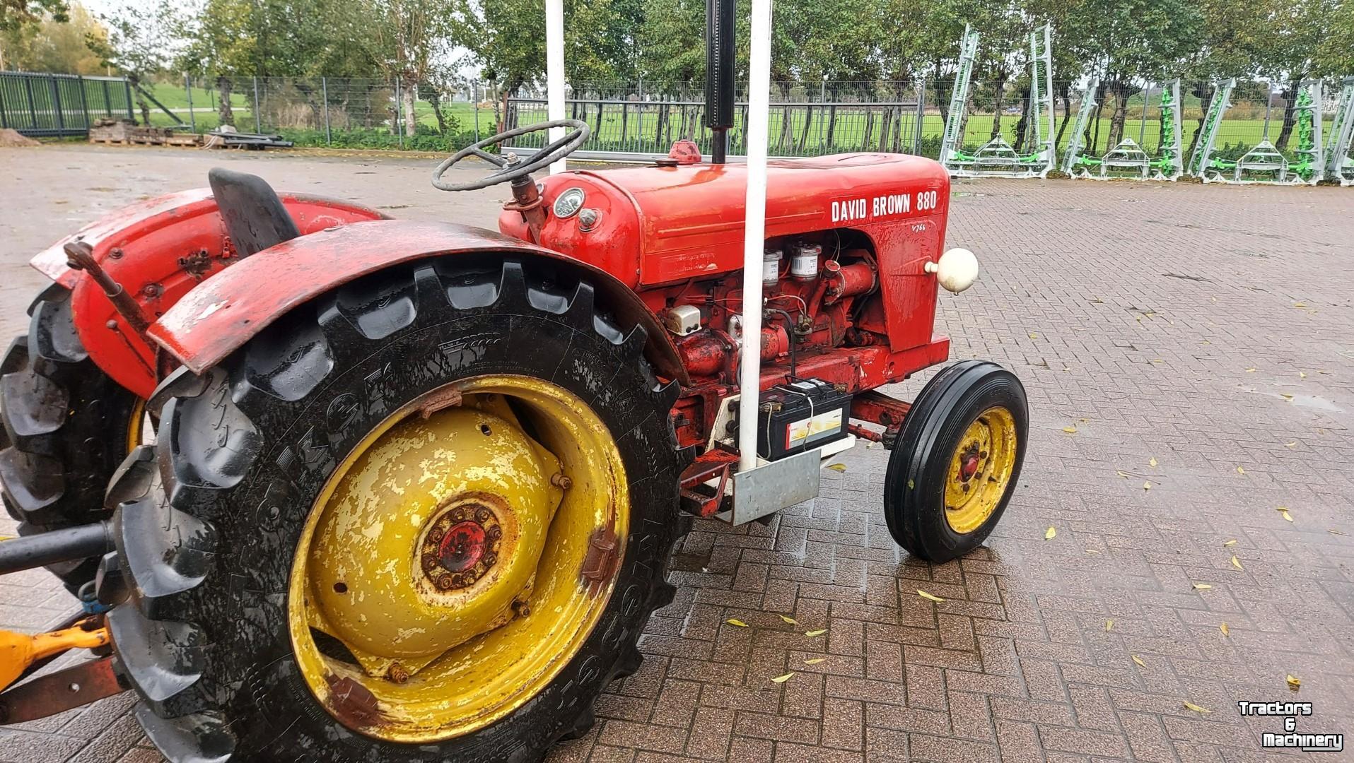 Tractor / Trekker David Brown 880