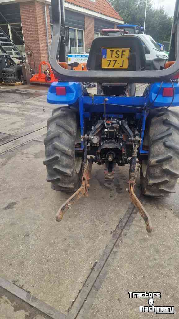 Compact tractor New Holland TC 21 d