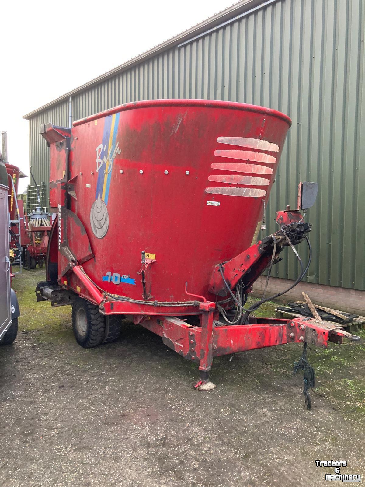 Voermengwagen Vertikaal Peecon VML 100