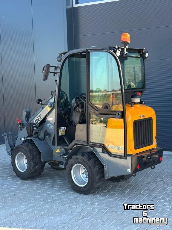 Shovel / Wiellader / Kniklader Giant G1500