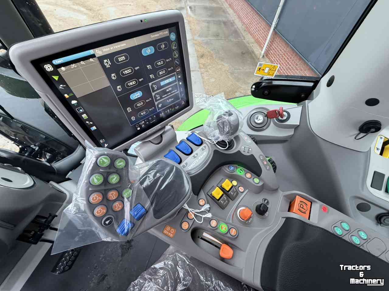 Tractor / Trekker Deutz-Fahr Agrotron 6170.4 TTV