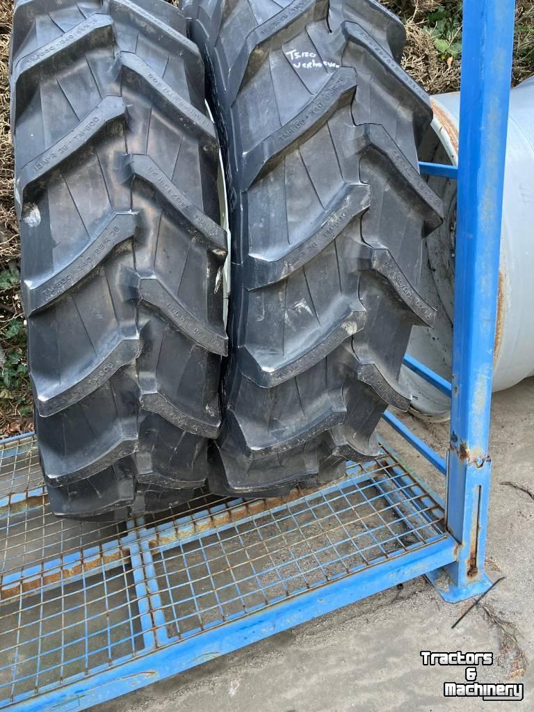 Wielen, Banden, Velgen & Afstandsringen Trelleborg 420/85R38 en 340/85R28