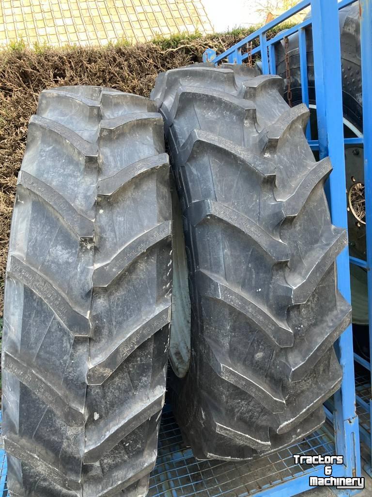 Wielen, Banden, Velgen & Afstandsringen Trelleborg 420/85R38 en 340/85R28