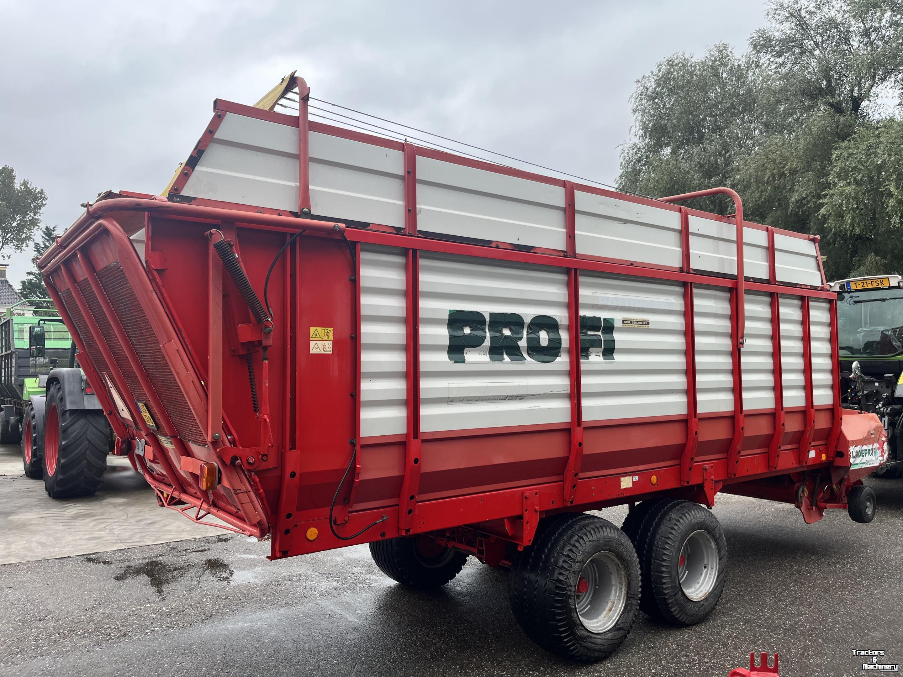 Opraapwagen Pottinger Ladeprofi 3