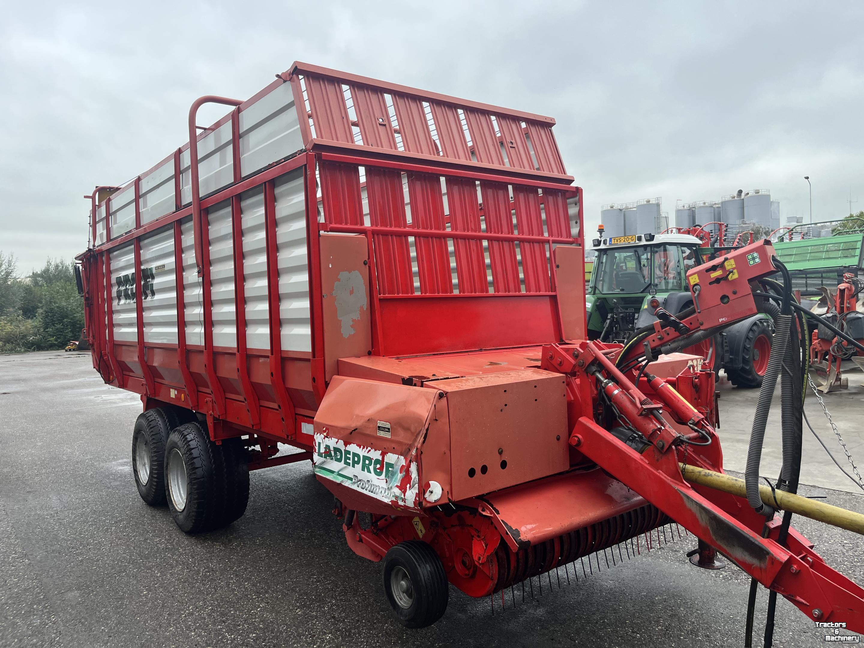 Opraapwagen Pottinger Ladeprofi 3