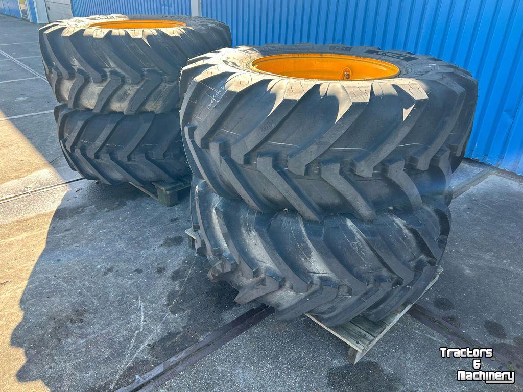 Wielen, Banden, Velgen & Afstandsringen Michelin Set 500/70-24  JCB 10-gaats 90%