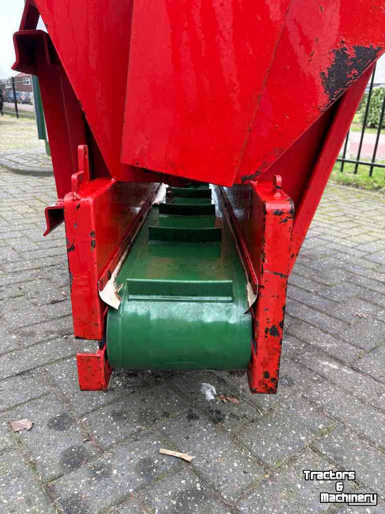 Zaagselstrooier voor boxen Mehrtens EG1200BL Boxenstrooier