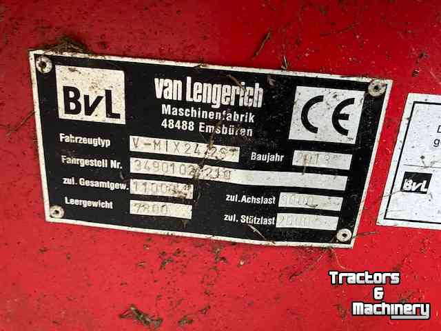 Voermengwagen Vertikaal BVL V-Mix 24-2S Voermengwagen