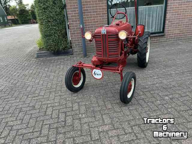 Compact tractor Farmall type cup en type H
