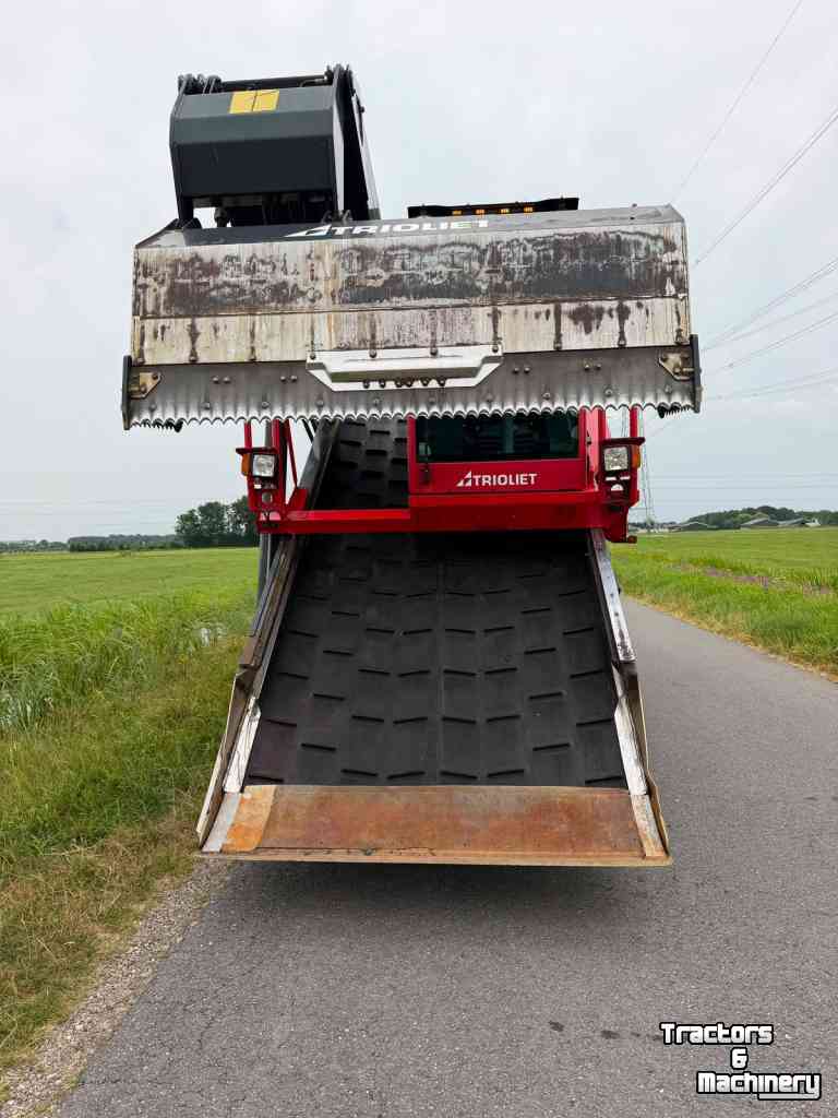 Zelfrijdende Voermengwagen Trioliet Trioliet Triotrac 2 L2000 Zelfrijdende voermengwagen midejo