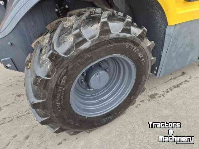 Verreiker New Holland TH7.37