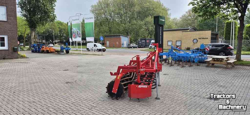 Zaaibed-combinatie / Zaaibedbereider Evers Albino TH-3 Q62