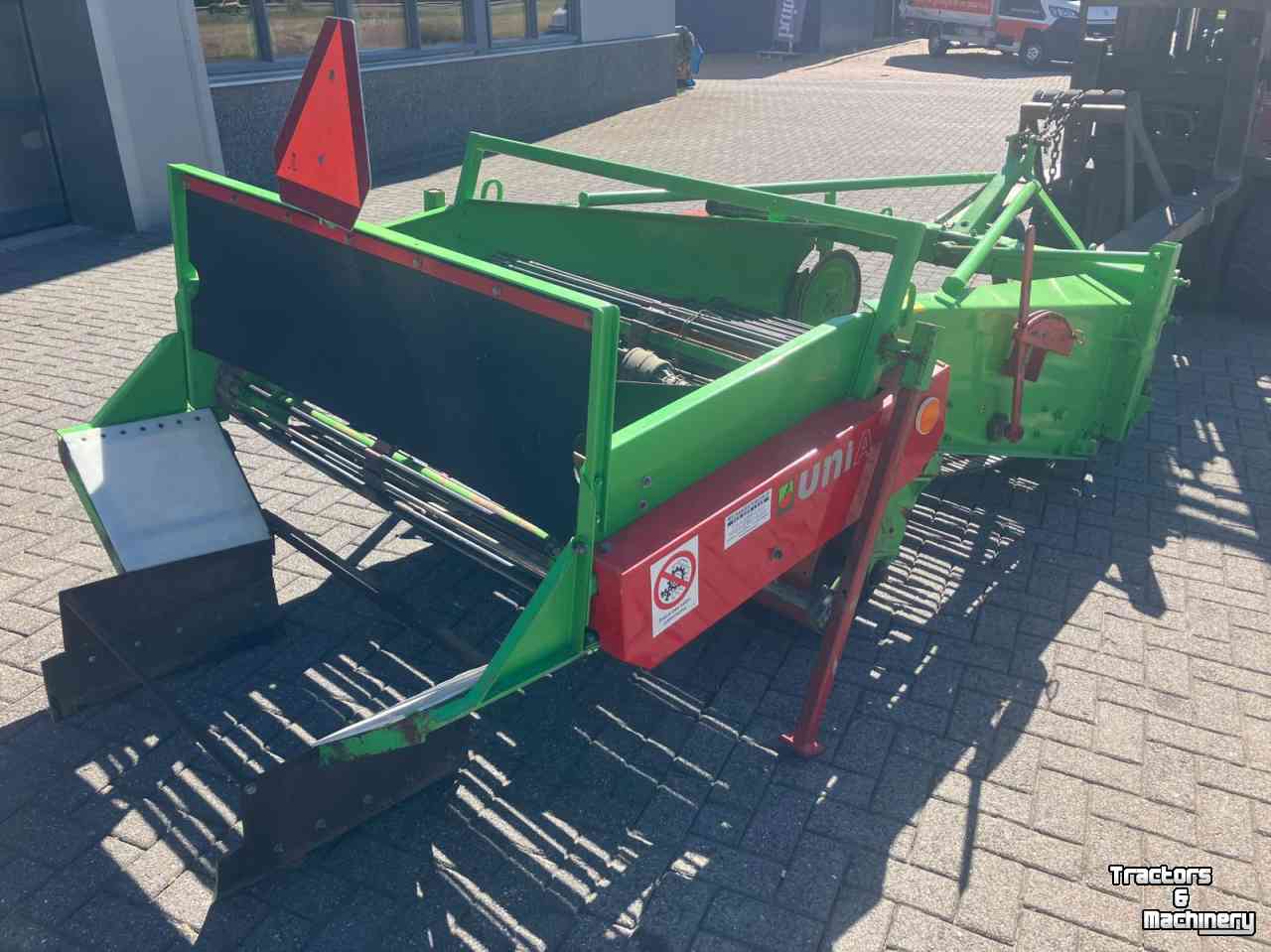 Aardappelrooier Unia Wega 1400D