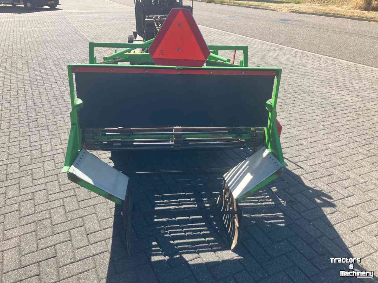 Aardappelrooier Unia Wega 1400D
