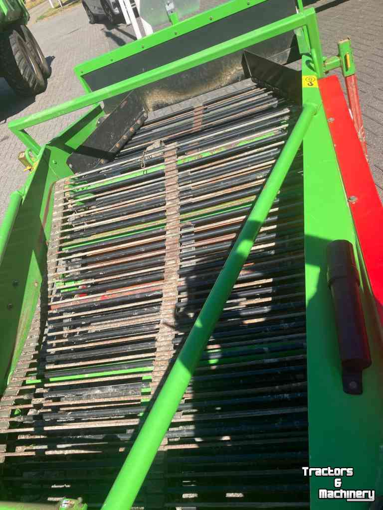 Aardappelrooier Unia Wega 1400D
