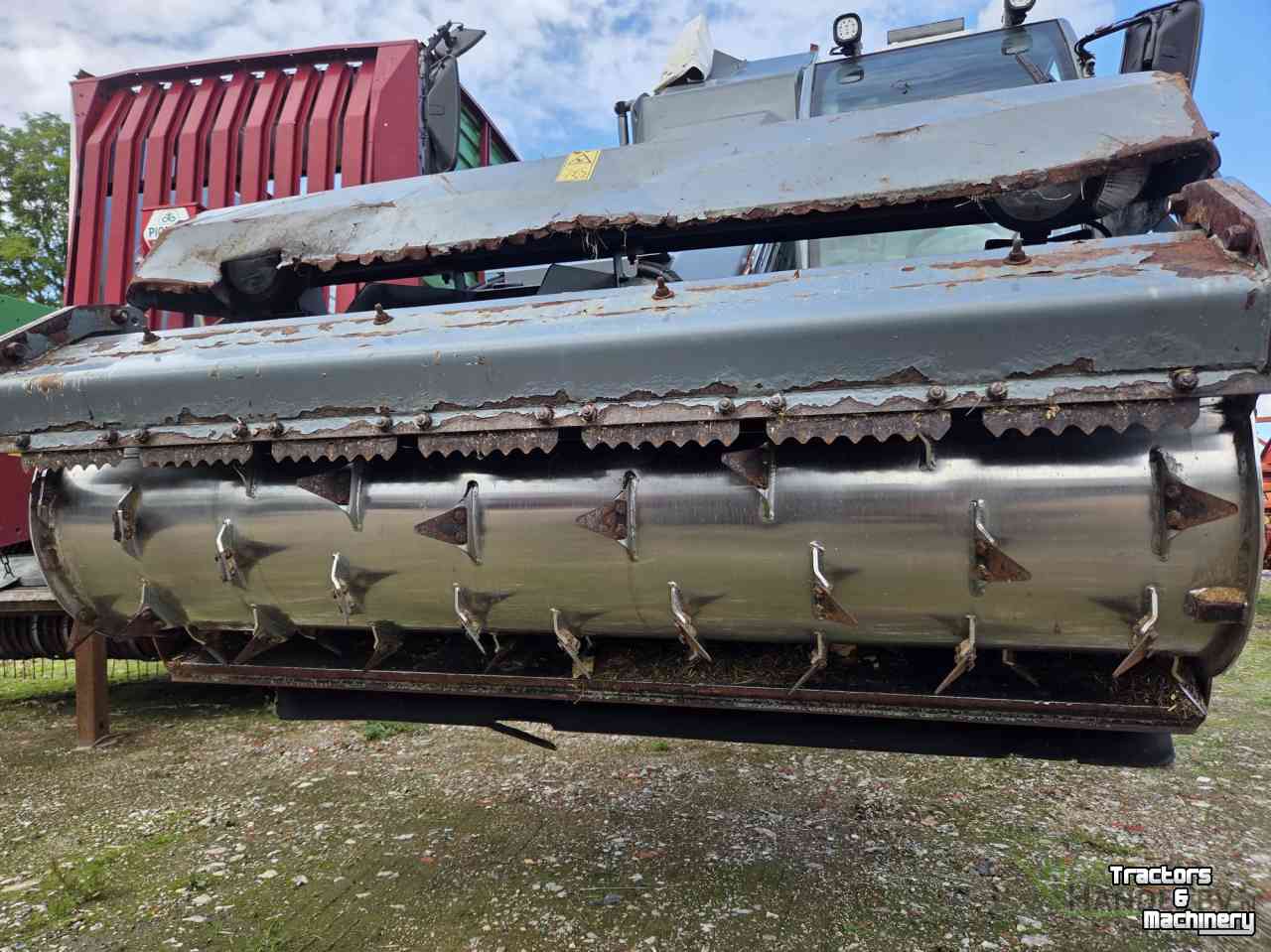 Zelfrijdende Voermengwagen Storti Doberman 250 zelfrijder