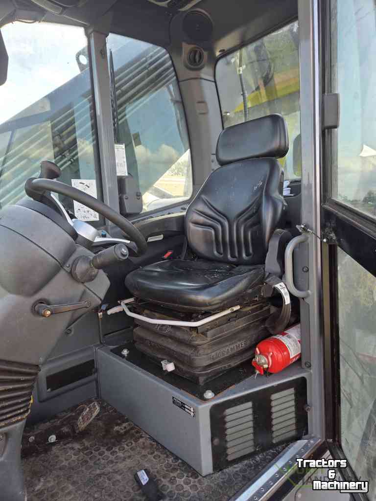 Zelfrijdende Voermengwagen Storti Doberman 250 zelfrijder
