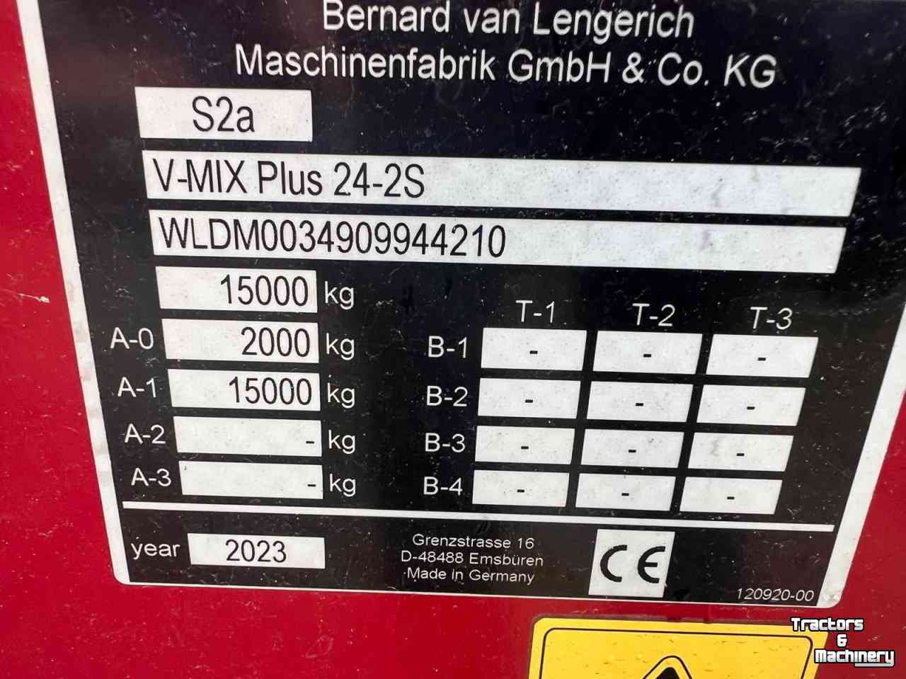 Voerverdeelwagen  / Voerdoseerwagen BVL Vmix plus 24-2S