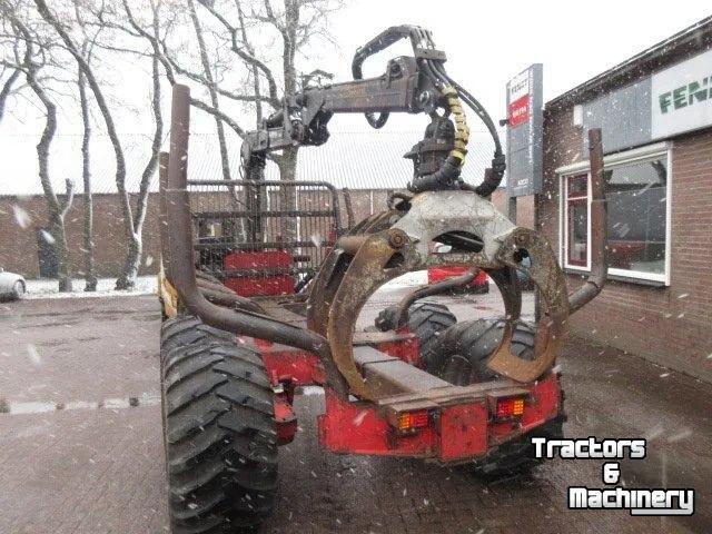 Bomenuitrijwagen Farmi VARIO 121