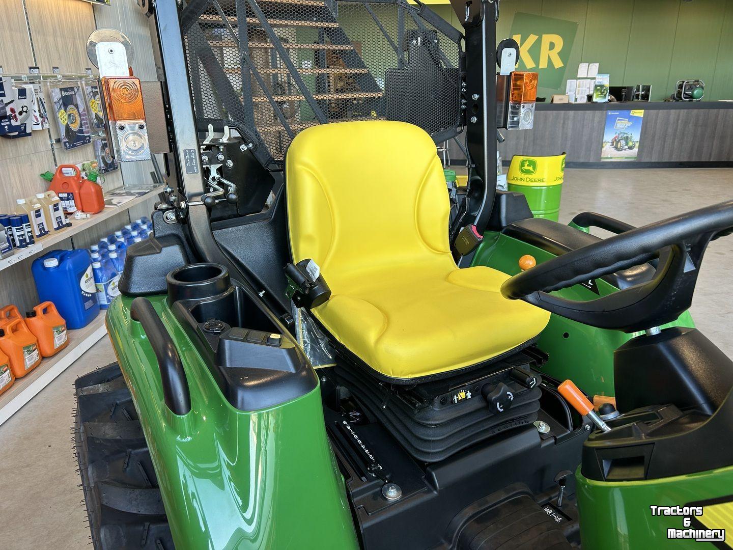 Smalspoor tractor John Deere 3038E
