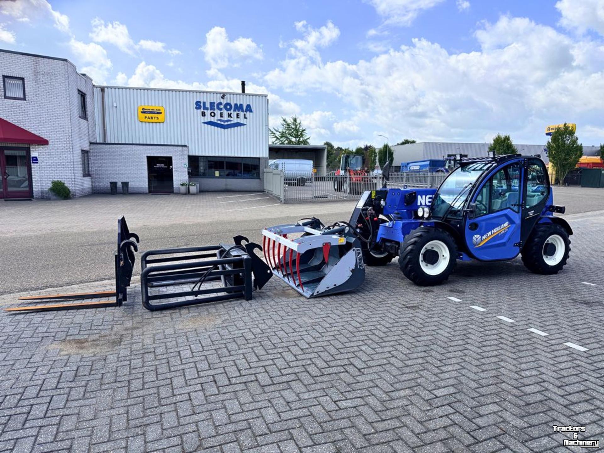 Verreiker New Holland LM5.25 Verreiker