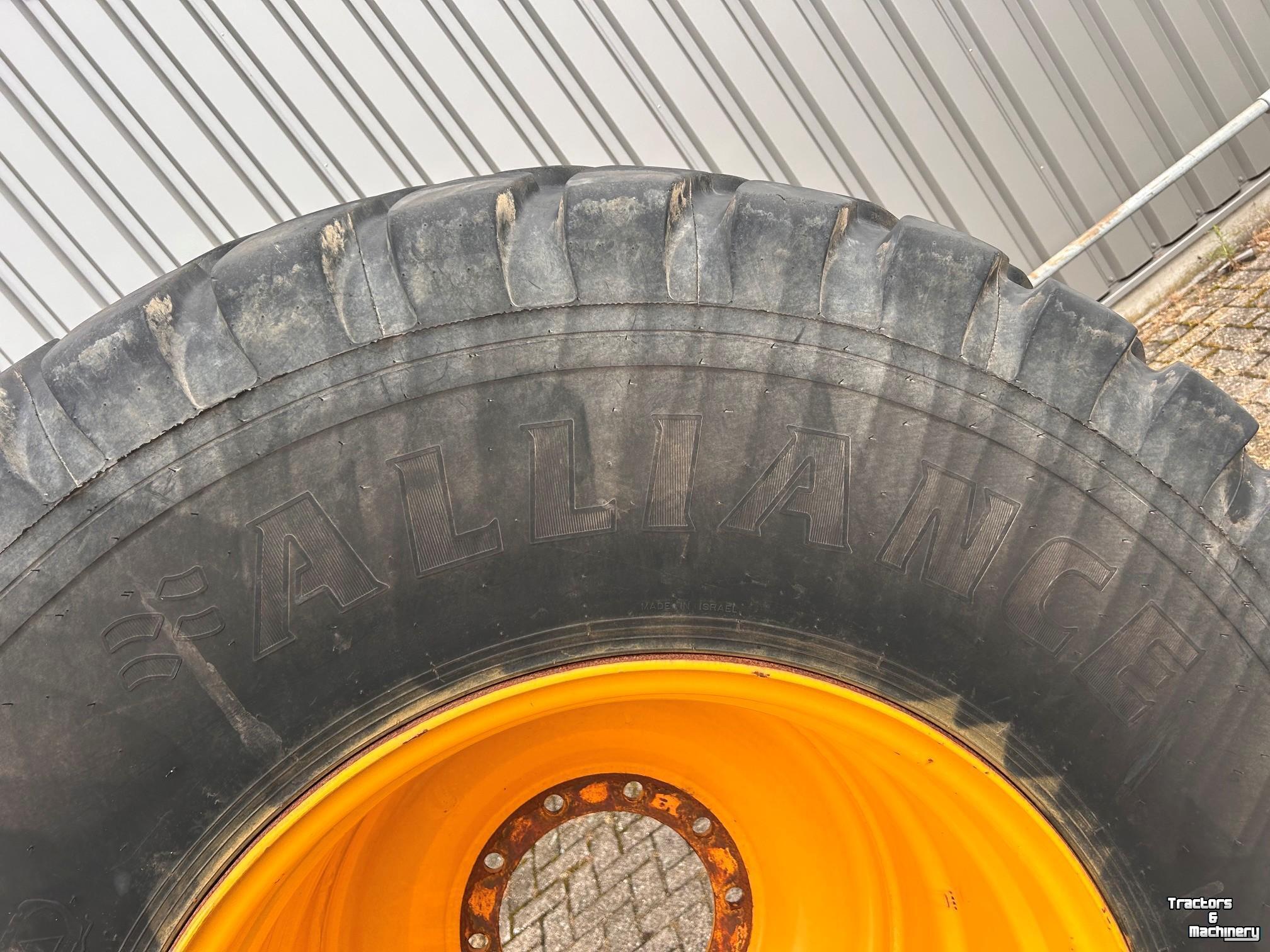 Wielen, Banden, Velgen & Afstandsringen Alliance 800/65R32