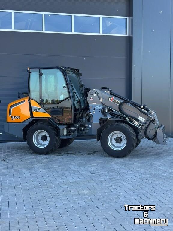 Shovel / Wiellader / Kniklader Giant G3500