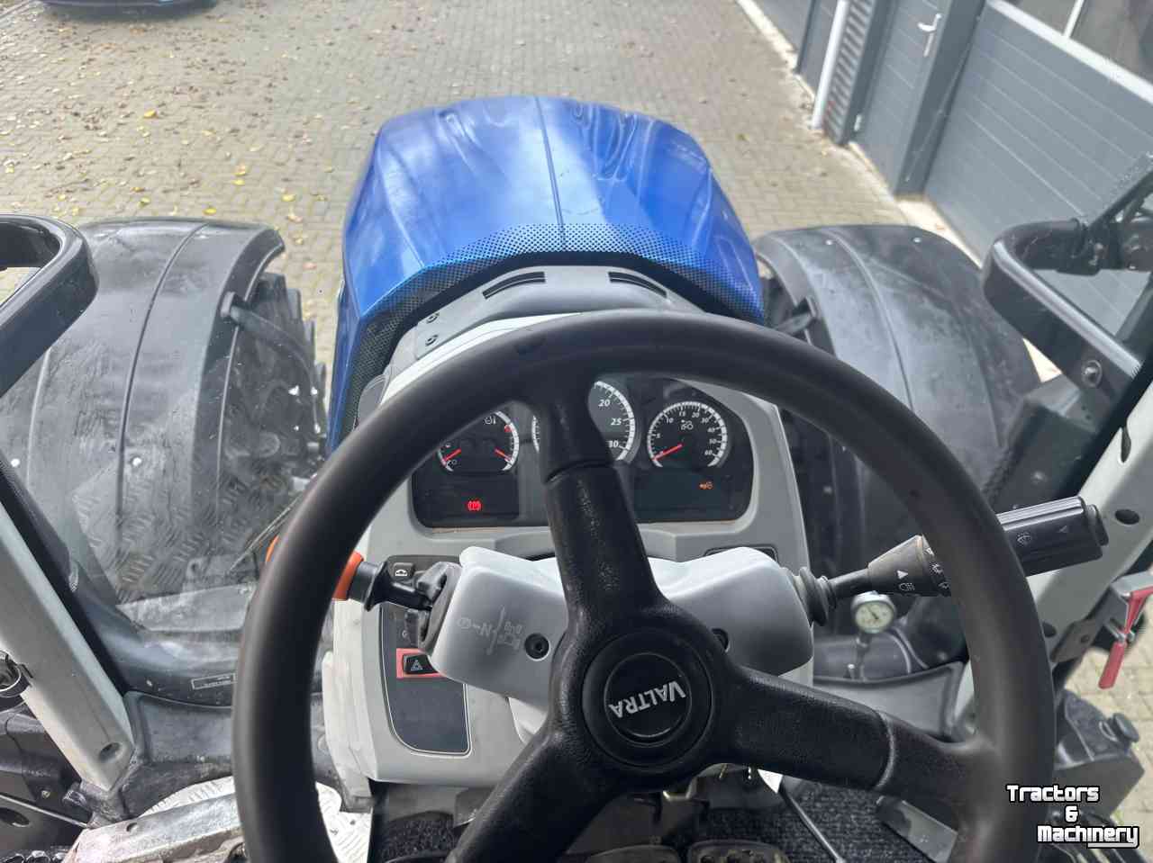 Tractor / Trekker Valtra N174 Versu